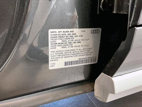 Certified 2025 Audi Q5 2.0T Premium Plus w/ Premium Plus Package image 34