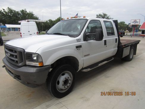 Used 2004 Ford F550 2WD Crew Cab Super Duty image 6