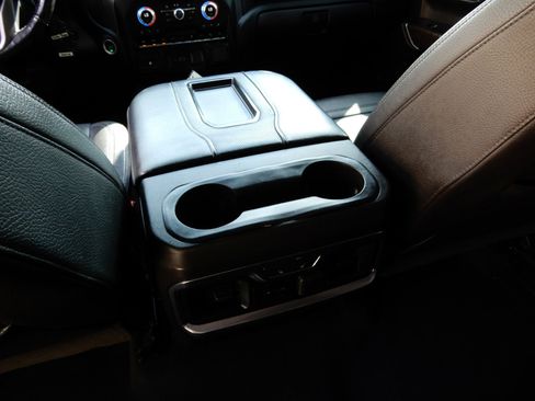 Used 2019 GMC Sierra 1500 Denali image 19