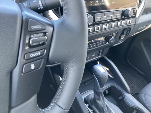 New 2026 Nissan Frontier SV w/ All-Weather Content Package AWD/4WD image 21