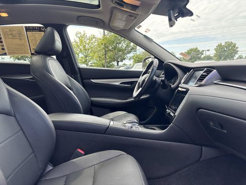 Used 2023 INFINITI QX50 Luxe FWD image 38