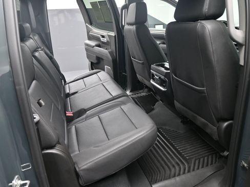 Used 2025 Chevrolet Silverado 1500 LTZ w/ LTZ Premium Package image 21