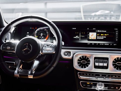 Used 2024 Mercedes-Benz G 63 AMG 4MATIC image 52