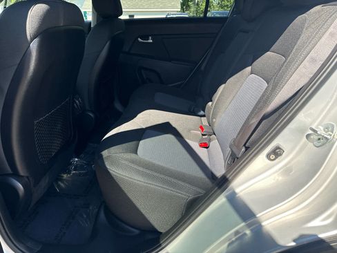 Used 2015 Kia Sportage LX FWD image 13