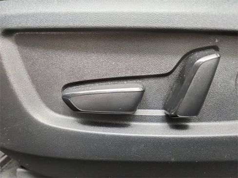 Used 2021 INFINITI QX50 Luxe w/ Appearance Package image 20