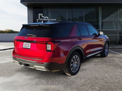 New 2026 Ford Explorer Platinum RWD image 5