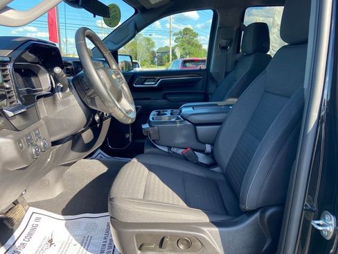 Used 2023 Chevrolet Silverado 1500 LT image 11