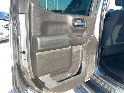 Used 2020 Chevrolet Silverado 1500 LT w/ Texas Edition image 14