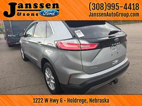 Used 2023 Ford Edge SEL w/ Convenience Package AWD/4WD image 6
