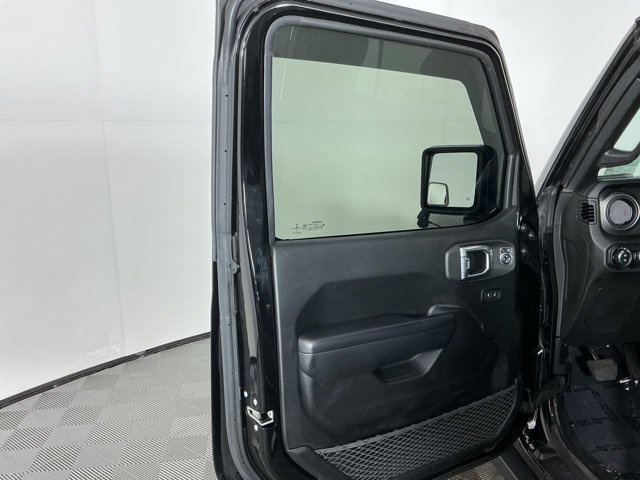 Used 2021 Jeep Gladiator Sport AWD/4WD image 11