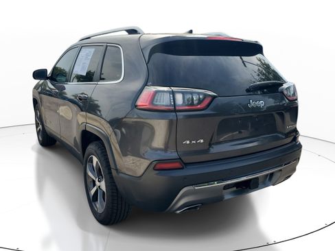 Used 2019 Jeep Cherokee Limited w/ Trailer Tow Group AWD/4WD image 4