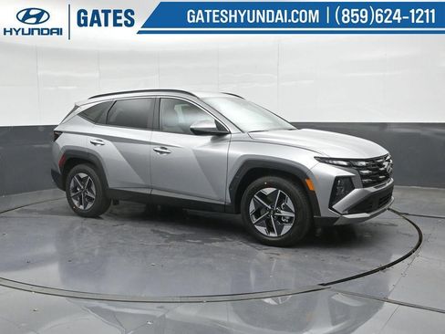 New 2026 Hyundai Tucson SEL image 1