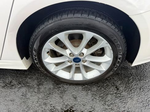 Used 2019 Ford Fusion Energi Titanium FWD image 49