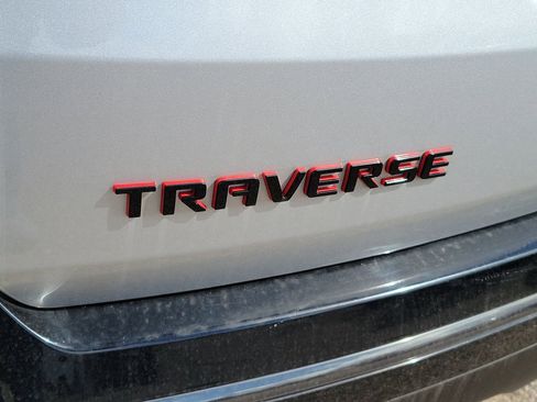 Certified 2022 Chevrolet Traverse Premier w/ Redline Edition image 39
