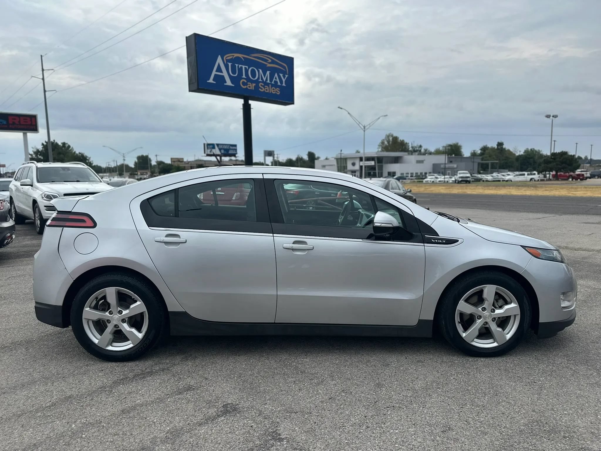 Used 2013 Chevrolet Volt FWD image 5