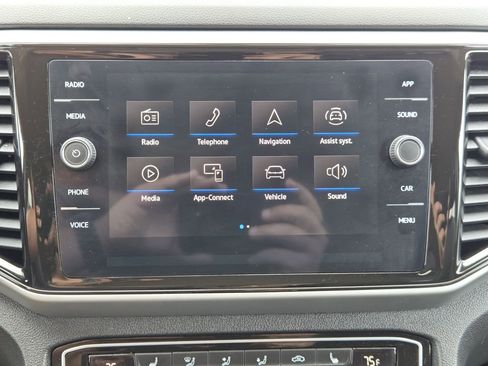 Used 2023 Volkswagen Atlas SE FWD image 18