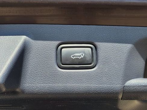Used 2022 Hyundai Palisade Limited image 34