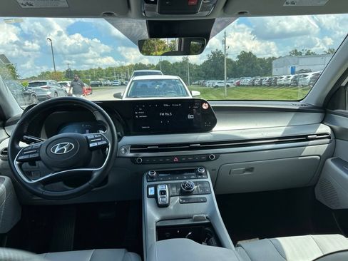 Used 2024 Hyundai Palisade SEL AWD/4WD image 5