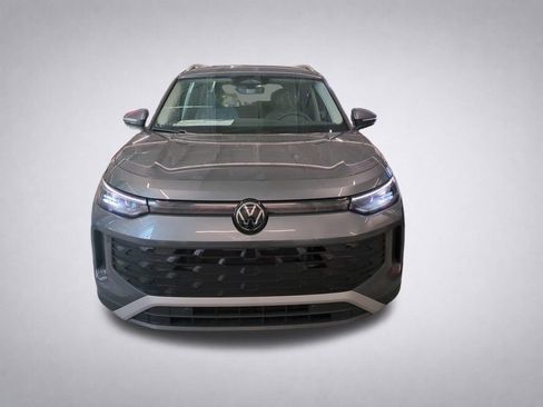 New 2026 Volkswagen Tiguan SE AWD/4WD image 8