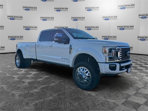Used 2022 Ford F450 Platinum w/ FX4 Off-Road Package image 7
