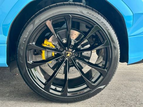 Used 2024 Lamborghini Urus S AWD/4WD image 16
