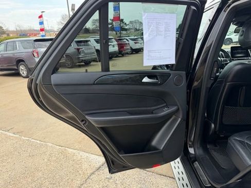 Used 2017 Mercedes-Benz GLE 43 AMG 4MATIC image 36