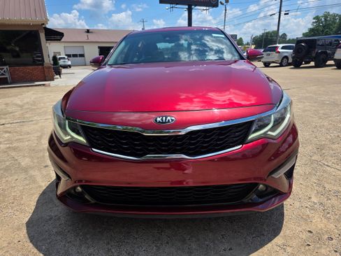 Used 2019 Kia Optima S FWD image 2