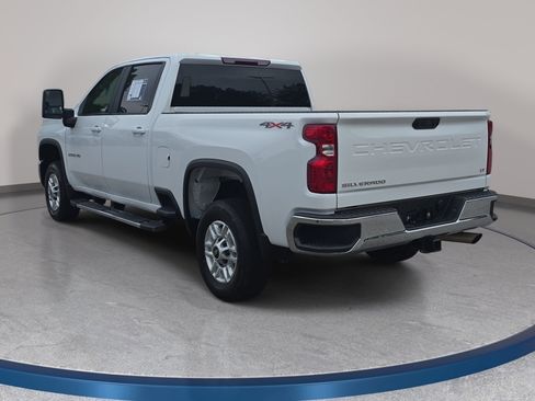 Used 2025 Chevrolet Silverado 2500 LT w/ Convenience Package AWD/4WD image 7