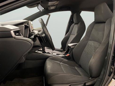 Used 2022 Toyota Corolla SE image 9