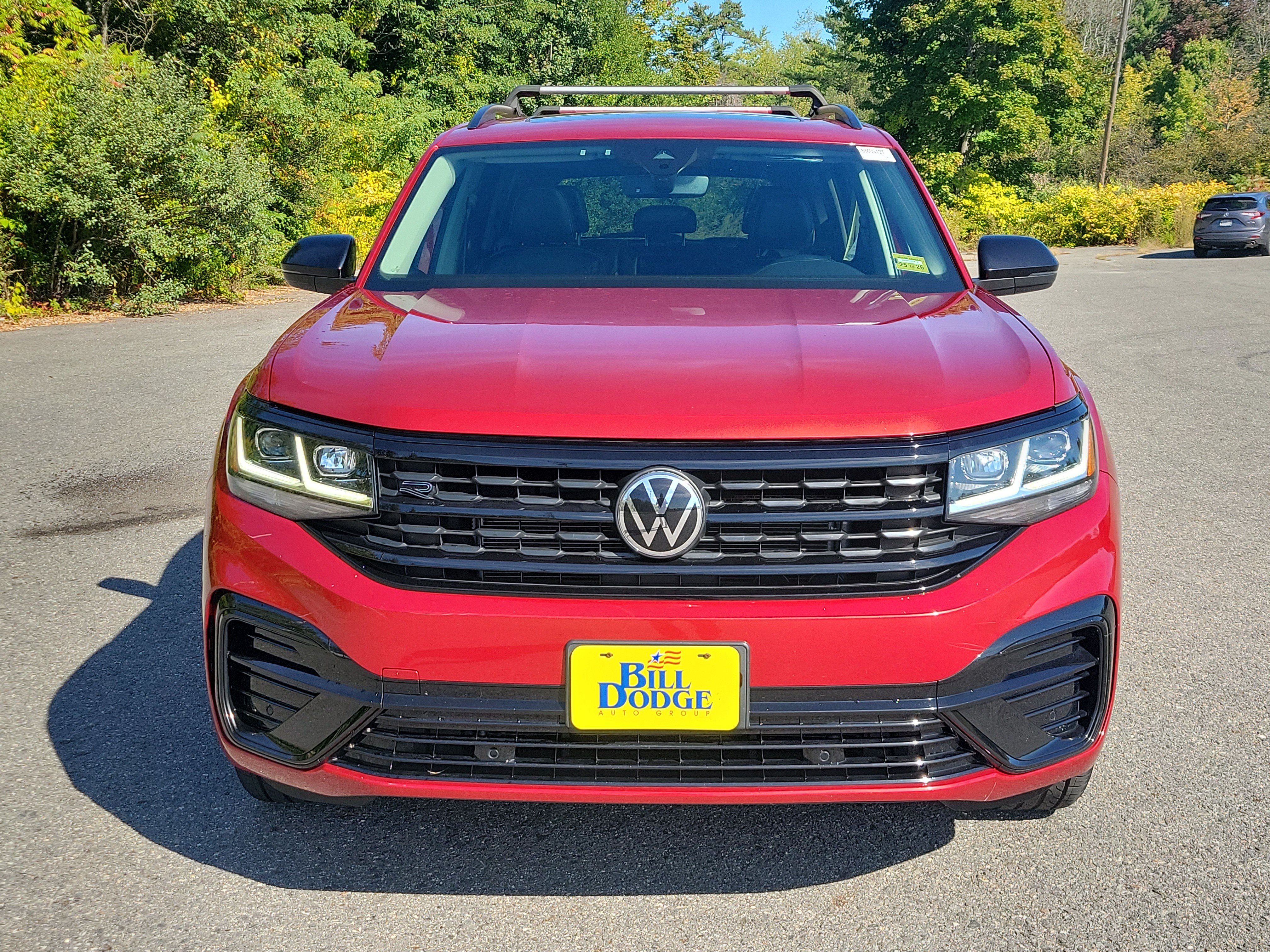 Used 2022 Volkswagen Atlas SEL R-Line AWD/4WD image 2