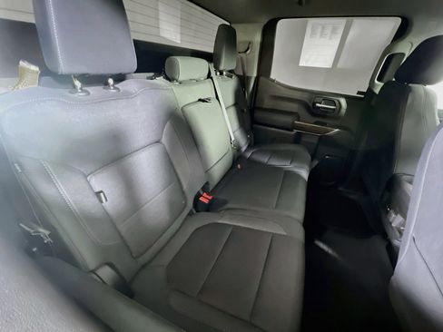 Used 2022 Chevrolet Silverado 1500 LT Trail Boss AWD/4WD image 24