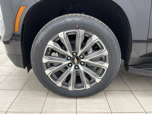 New 2026 Chevrolet Tahoe High Country w/ Sun And Tow Package AWD/4WD image 9