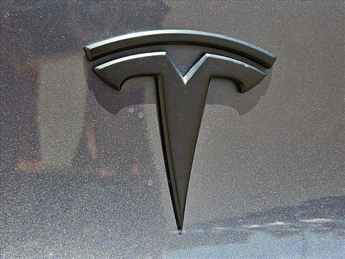 Used 2020 Tesla Model X Long Range AWD/4WD image 29