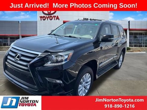 Used 2017 Lexus GX 460 AWD/4WD image 5