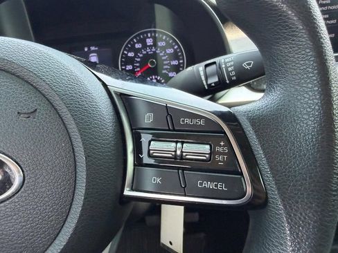 Used 2019 Kia Forte Sedan FWD image 10