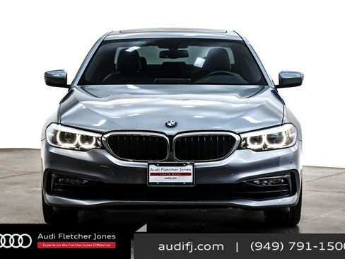 Used 2018 BMW 530e image 2