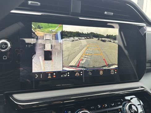 New 2026 GMC Sierra 2500 AT4X w/ AT4X AEV Edition AWD/4WD image 25