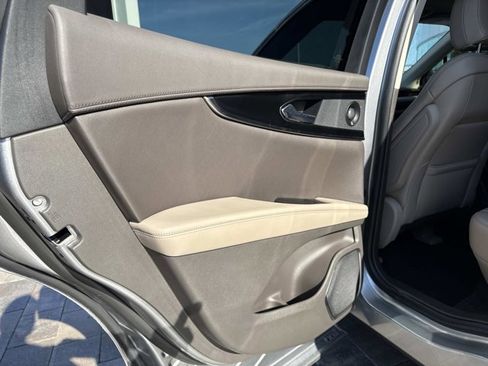 Certified 2021 Lincoln Nautilus Reserve w/ Equipment Group 201A image 17