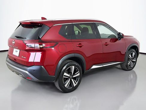 Used 2023 Nissan Rogue SL AWD/4WD image 14