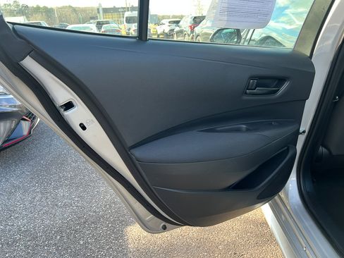 Used 2024 Toyota Corolla LE image 21