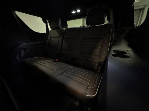 New 2026 GMC Yukon Denali Ultimate AWD/4WD image 15