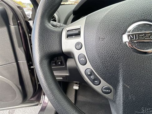 Used 2015 Nissan Rogue S w/ Convenience Package image 16