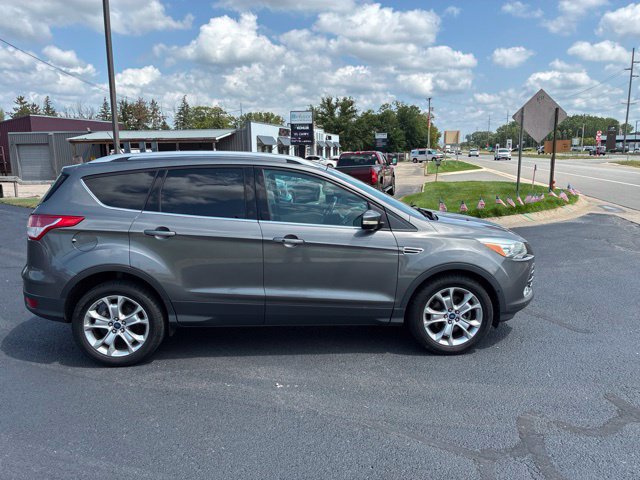 Used 2014 Ford Escape Titanium w/ Equipment Group 401A AWD/4WD image 2