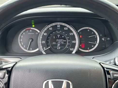 Certified 2017 Honda Accord EX-L image 19