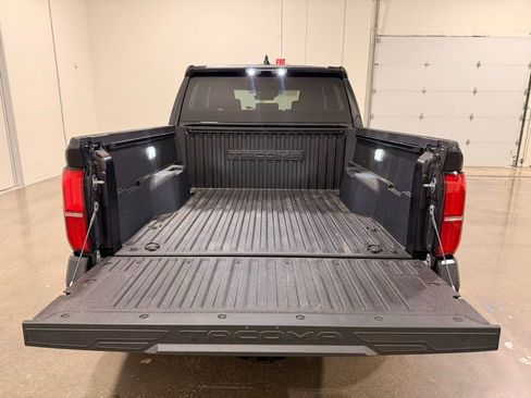 Used 2025 Toyota Tacoma SR5 image 9