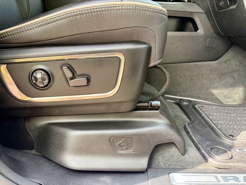 Used 2021 RAM 1500 Limited AWD/4WD image 23