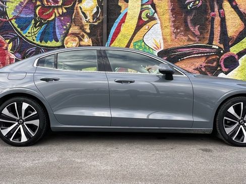 Used 2023 Volvo S60 B5 Ultimate image 10