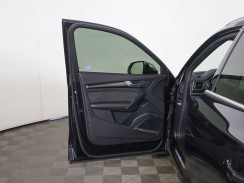 Used 2018 Audi SQ5 Prestige w/ Prestige Package AWD/4WD image 20