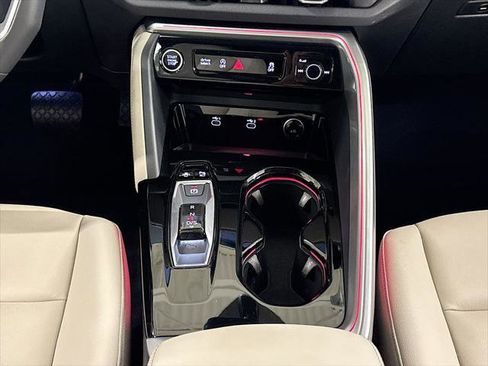 Certified 2025 Audi Q5 Premium w/ Convenience Package AWD/4WD image 13