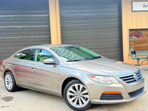 Used 2012 Volkswagen CC Sport image 2